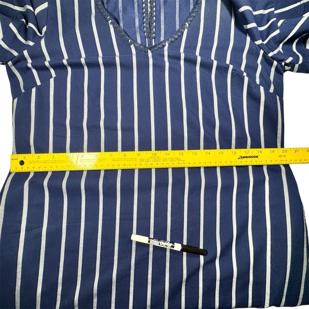 Tommy Bahama Dress M Medium Blue White Vista Stripe V Neck Flutter Sleeve Casual - Picture 12 of 16